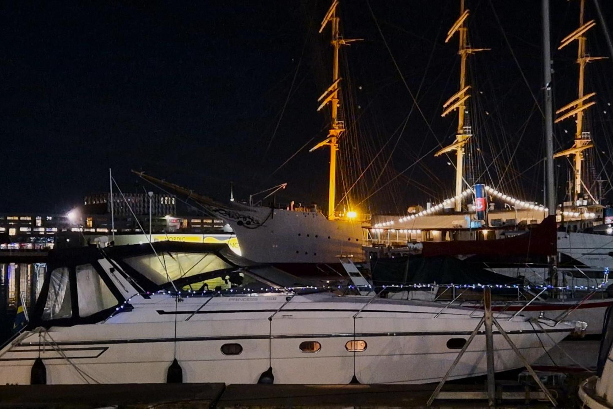 Prinsessan I Lilla Bommen Gothenburg Exterior photo